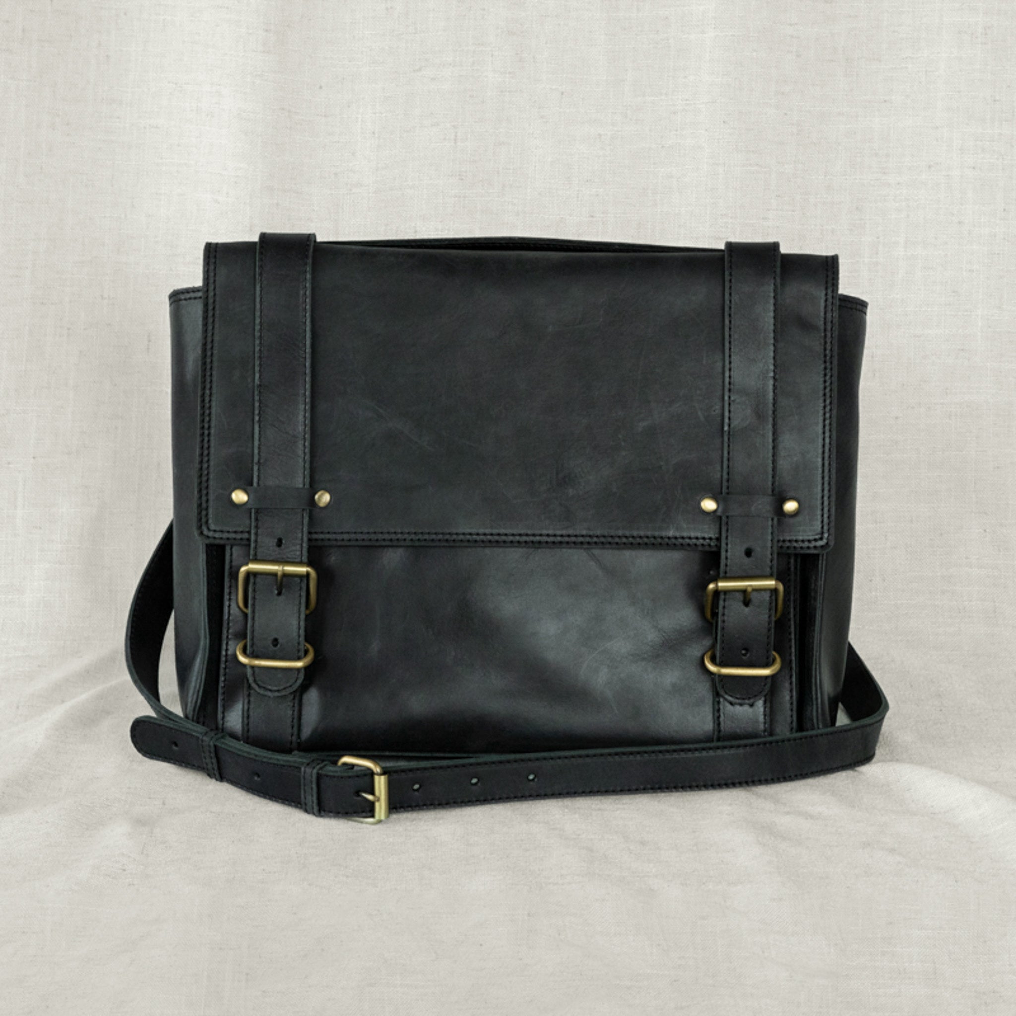 Messenger authentic bag